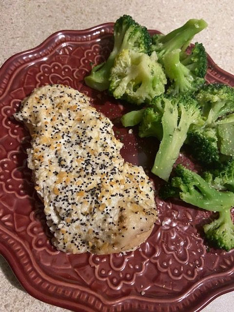 Everything Bagel Greek Yogurt Chicken | WeightWise Recipe