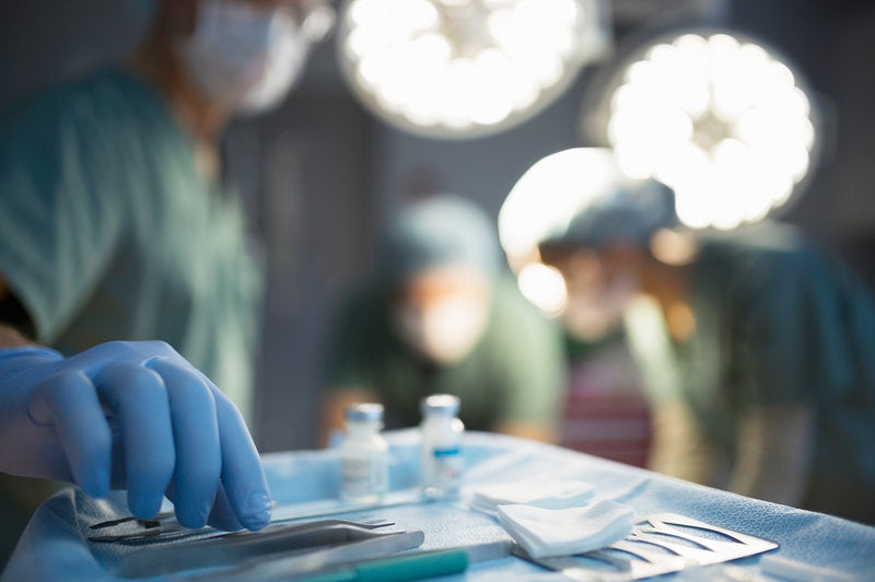 Surgeons performing a Gastric Plication Surgery to help illustrate is weight loss surgery safe.