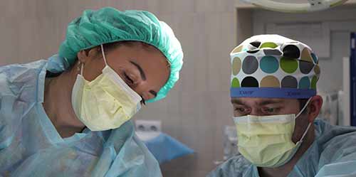 weight loss surgeons performing bariatric surgery
